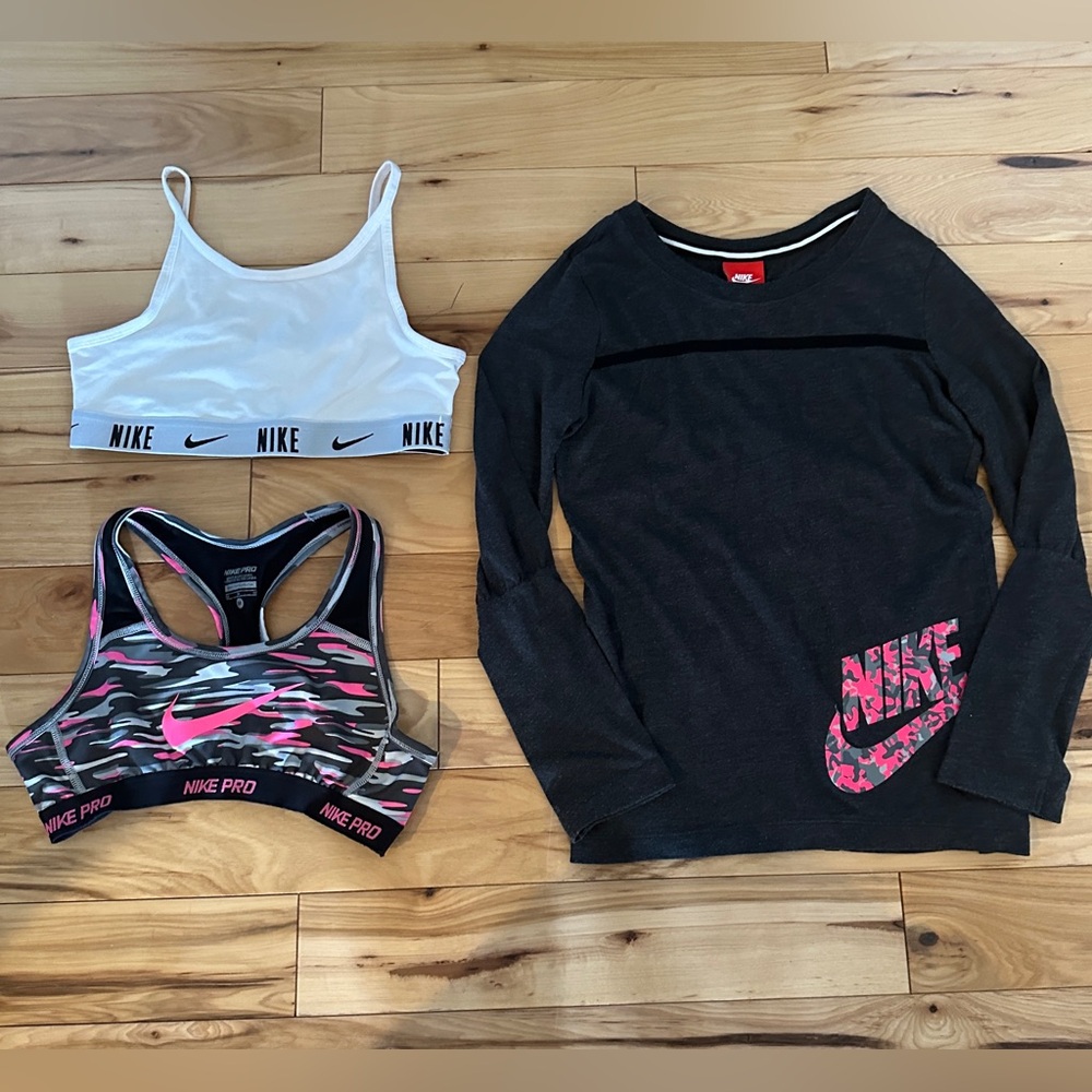 Nike Sportswear lot